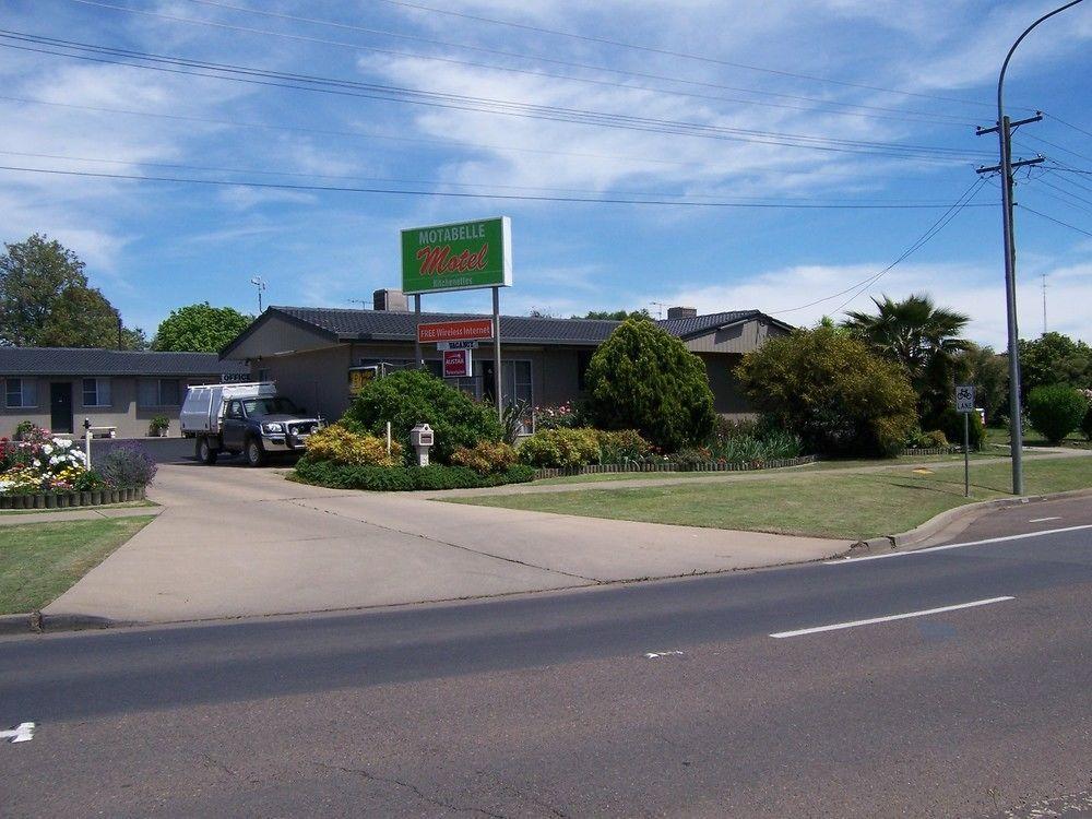 South Tamworth Motor Inn Exteriör bild